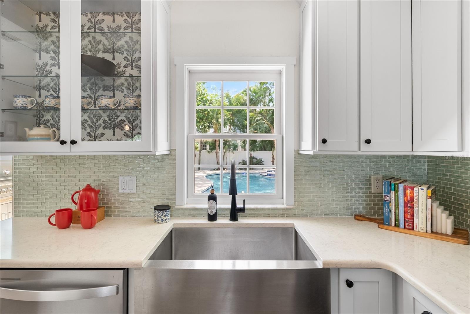 Image 17 of 92 For 759 Lantana Avenue
