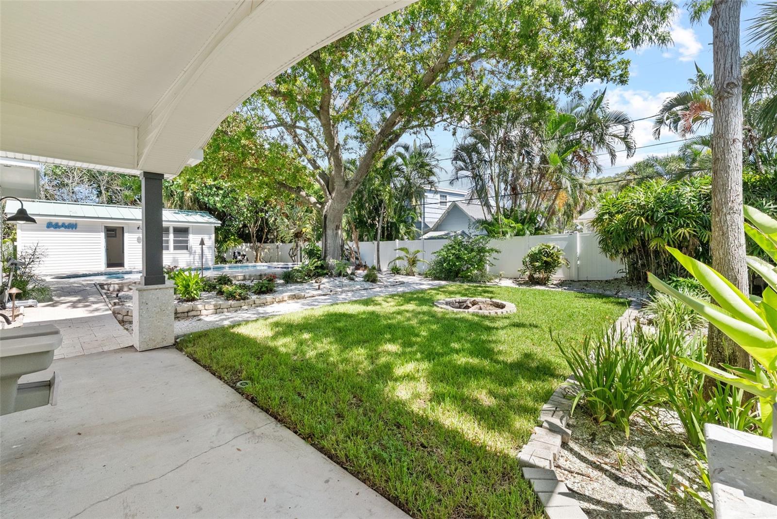 Image 62 of 92 For 759 Lantana Avenue