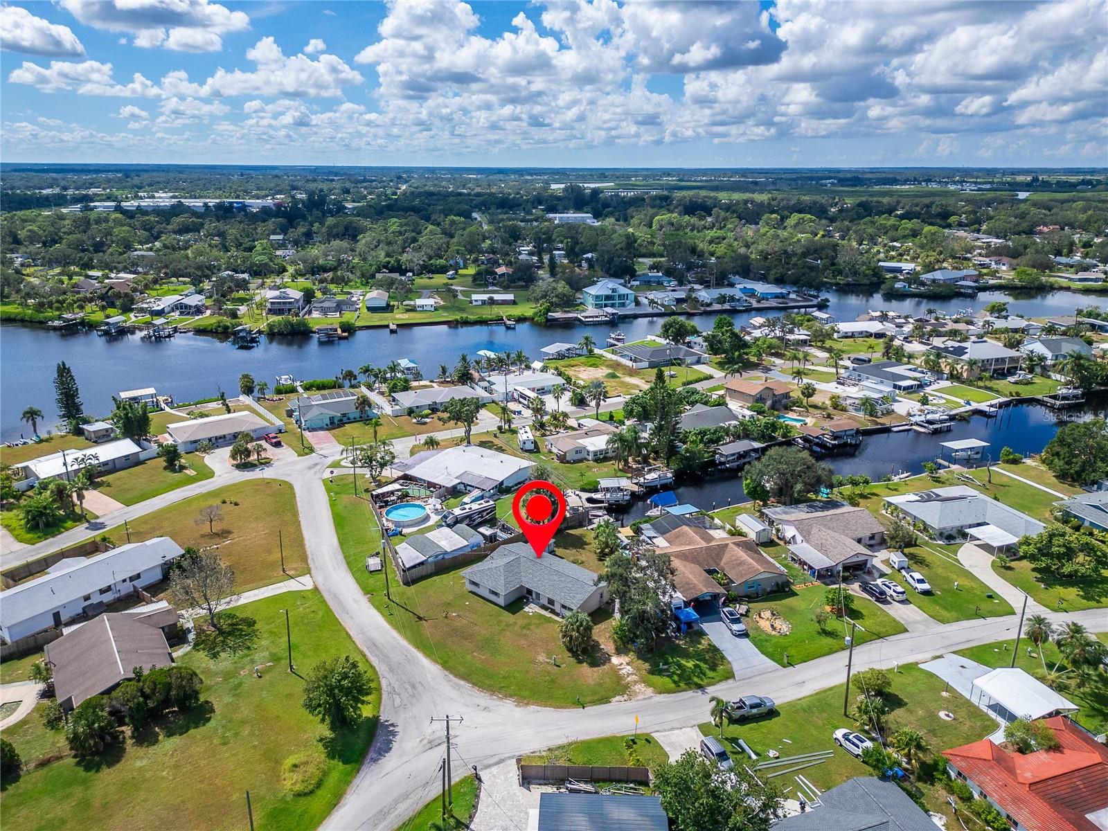 Image 4 of 57 For 802 White Heron Boulevard