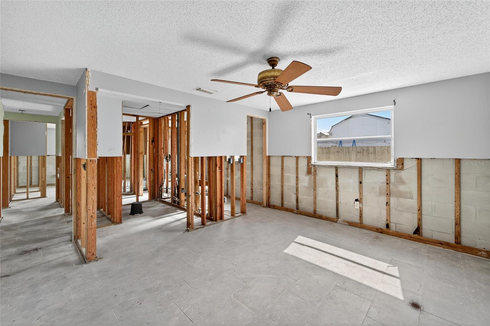Image 40 of 57 For 802 White Heron Boulevard