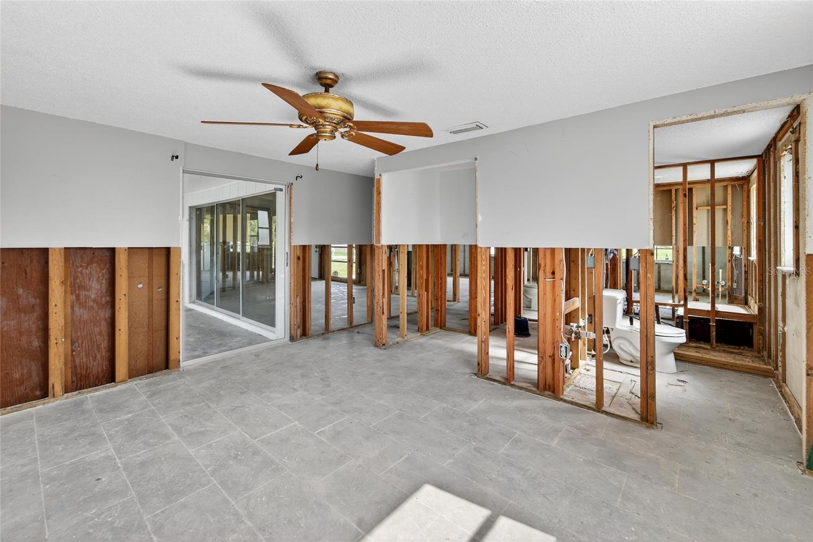 Image 41 of 57 For 802 White Heron Boulevard