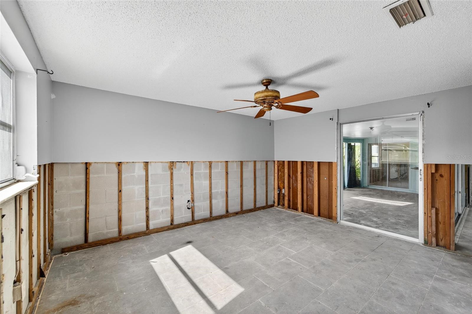 Image 42 of 57 For 802 White Heron Boulevard