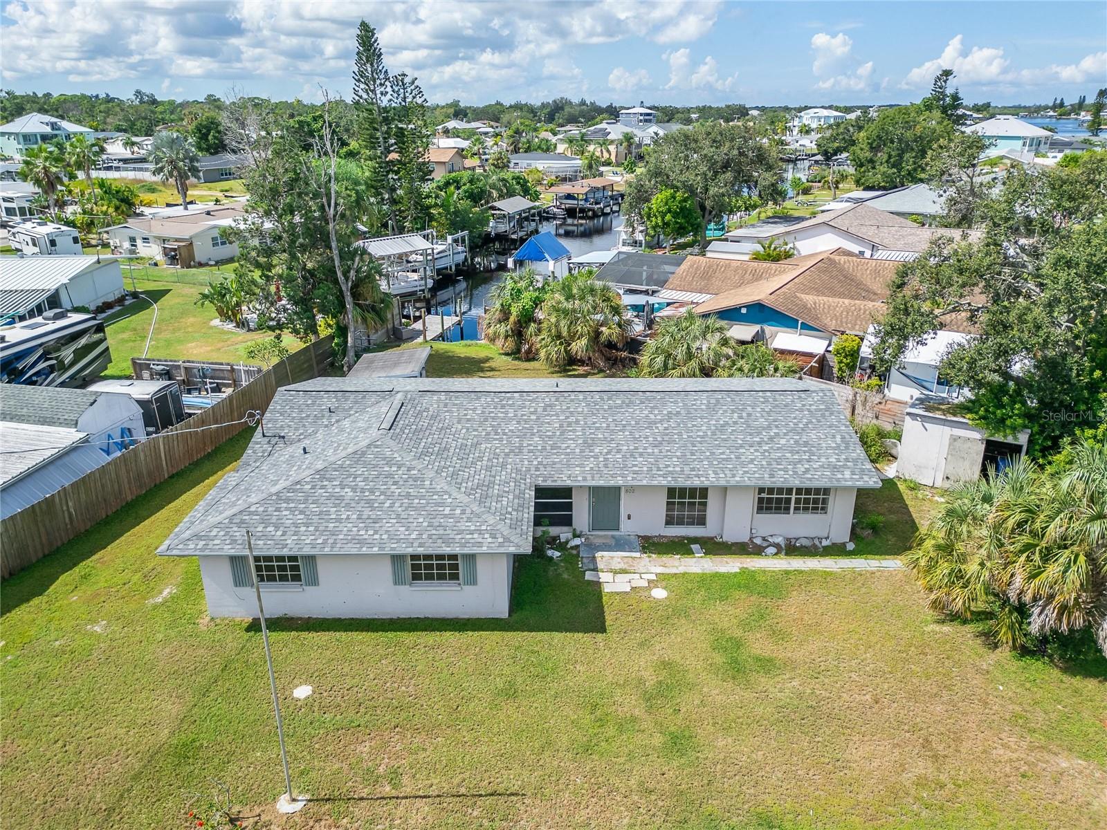 Image 6 of 57 For 802 White Heron Boulevard