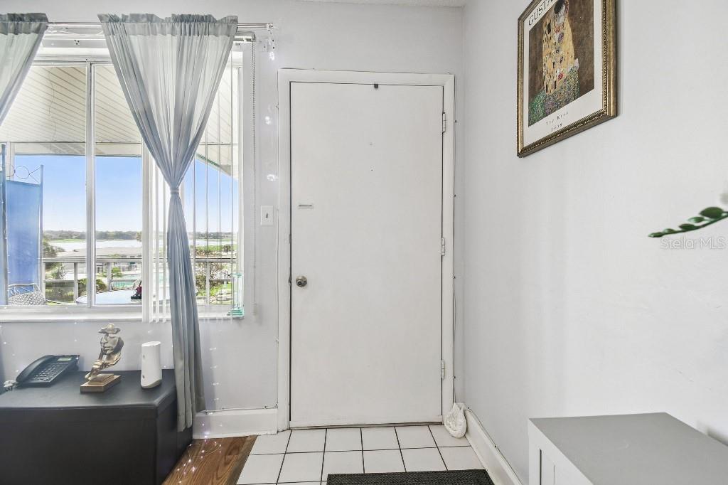 Image 13 of 28 For 1600 Lake Parker Drive B22