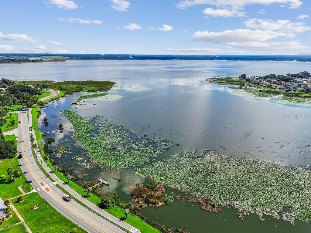 Image 17 of 28 For 1600 Lake Parker Drive B22