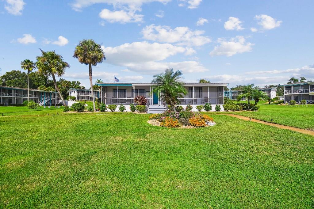 Image 21 of 28 For 1600 Lake Parker Drive B22