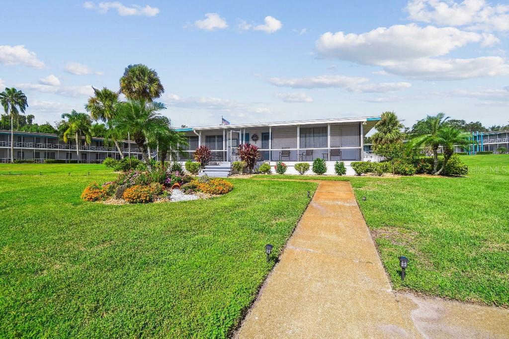 Image 22 of 28 For 1600 Lake Parker Drive B22