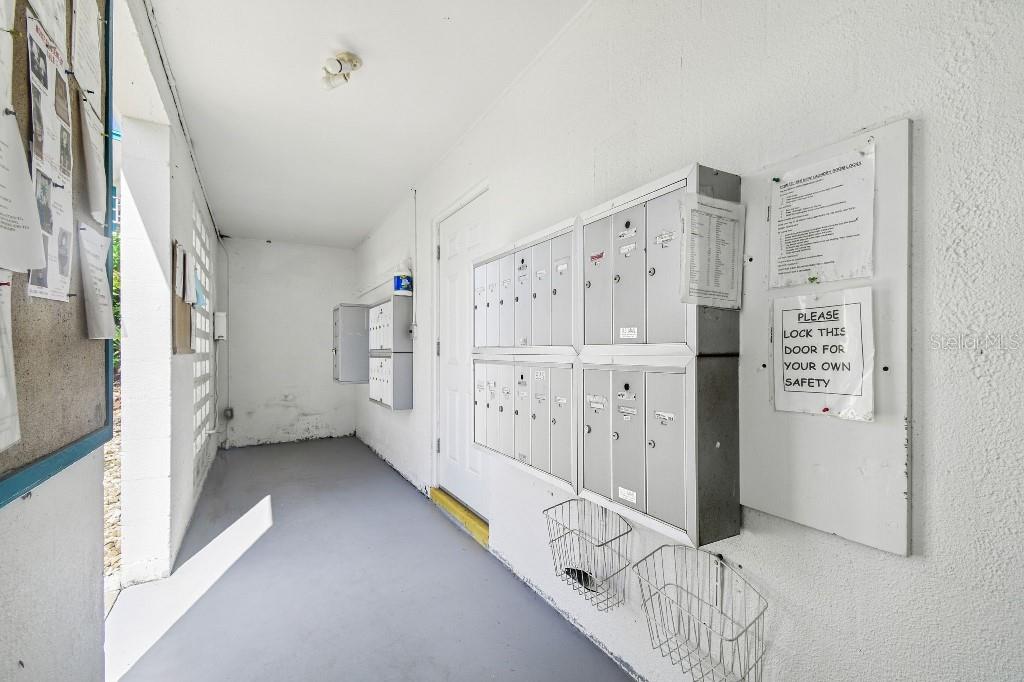 Image 25 of 28 For 1600 Lake Parker Drive B22