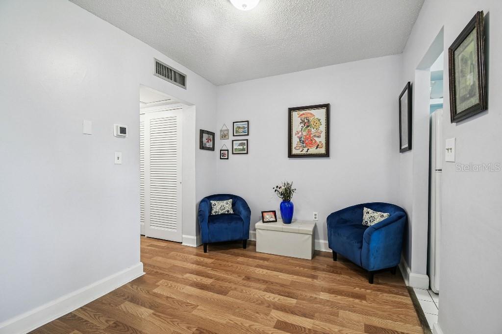 Image 6 of 28 For 1600 Lake Parker Drive B22