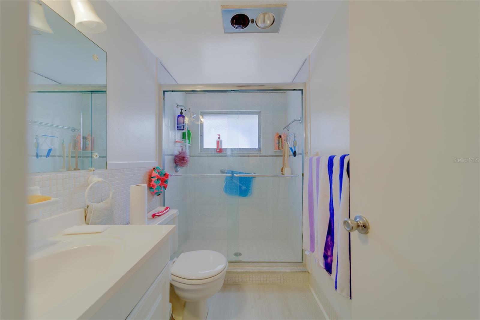 Image 18 of 39 For 1900 58th Avenue N 26