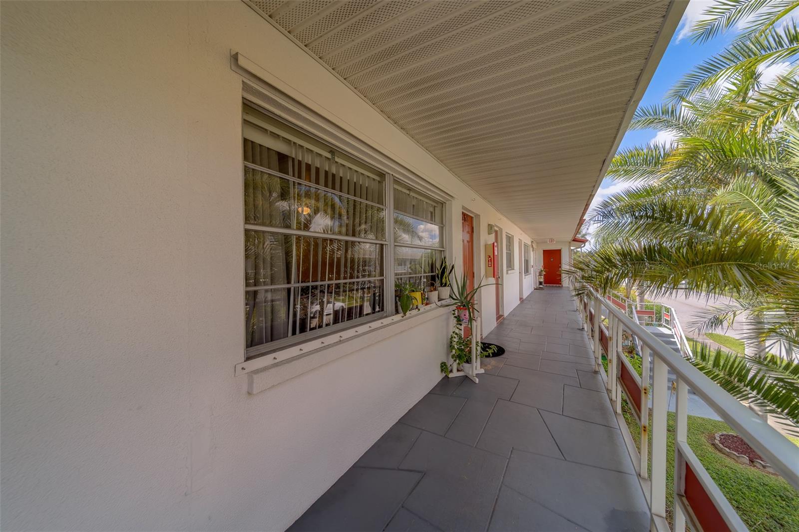 Image 4 of 39 For 1900 58th Avenue N 26