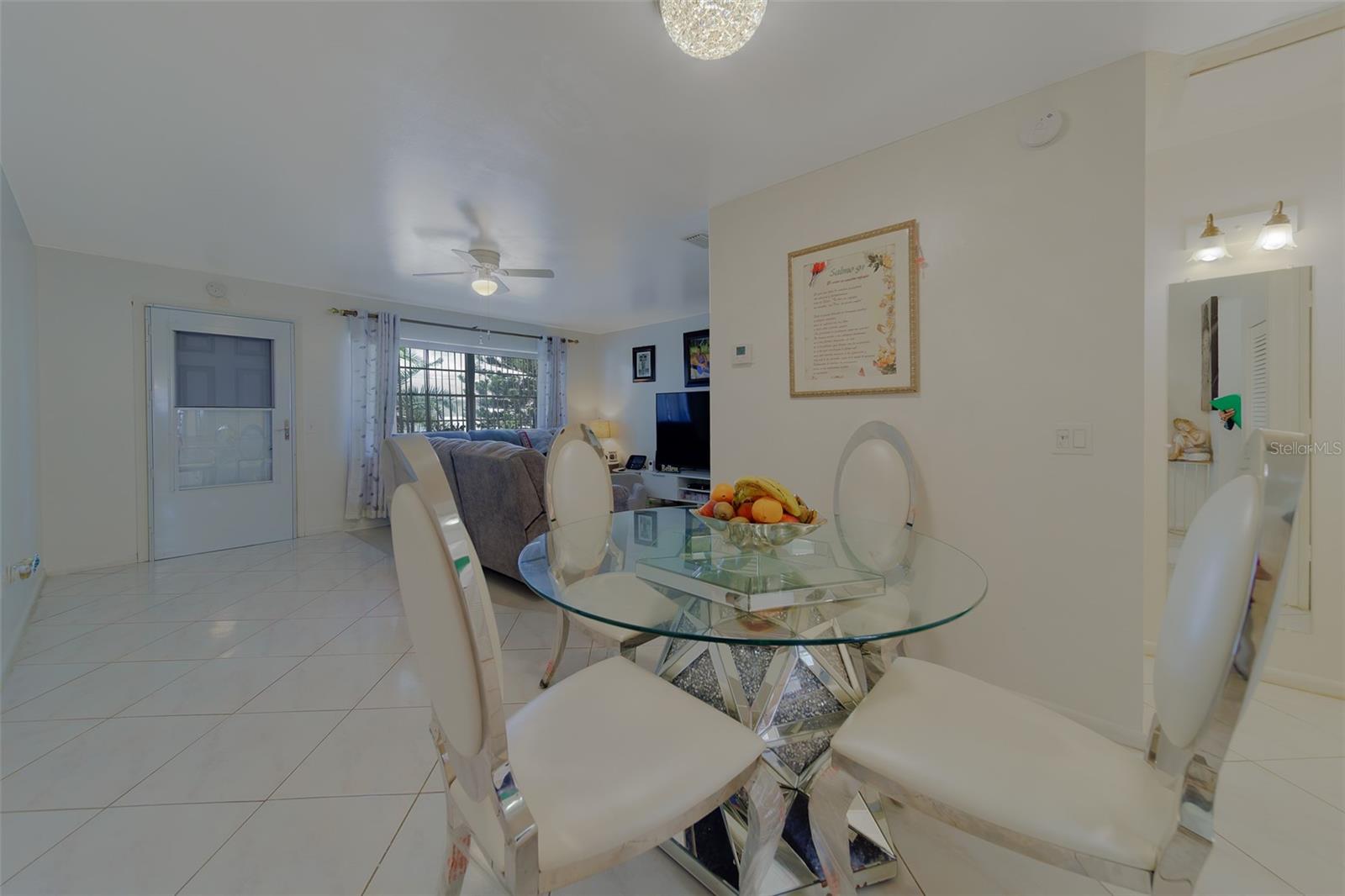 Image 9 of 39 For 1900 58th Avenue N 26