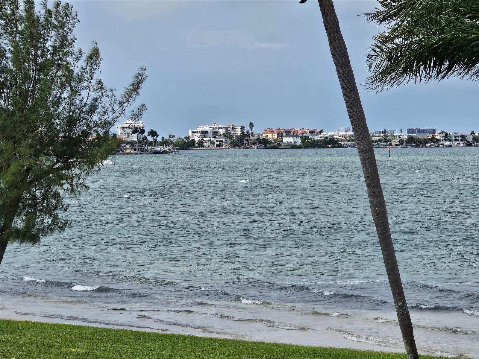 Image 23 of 30 For 6177 Sun Boulevard 203