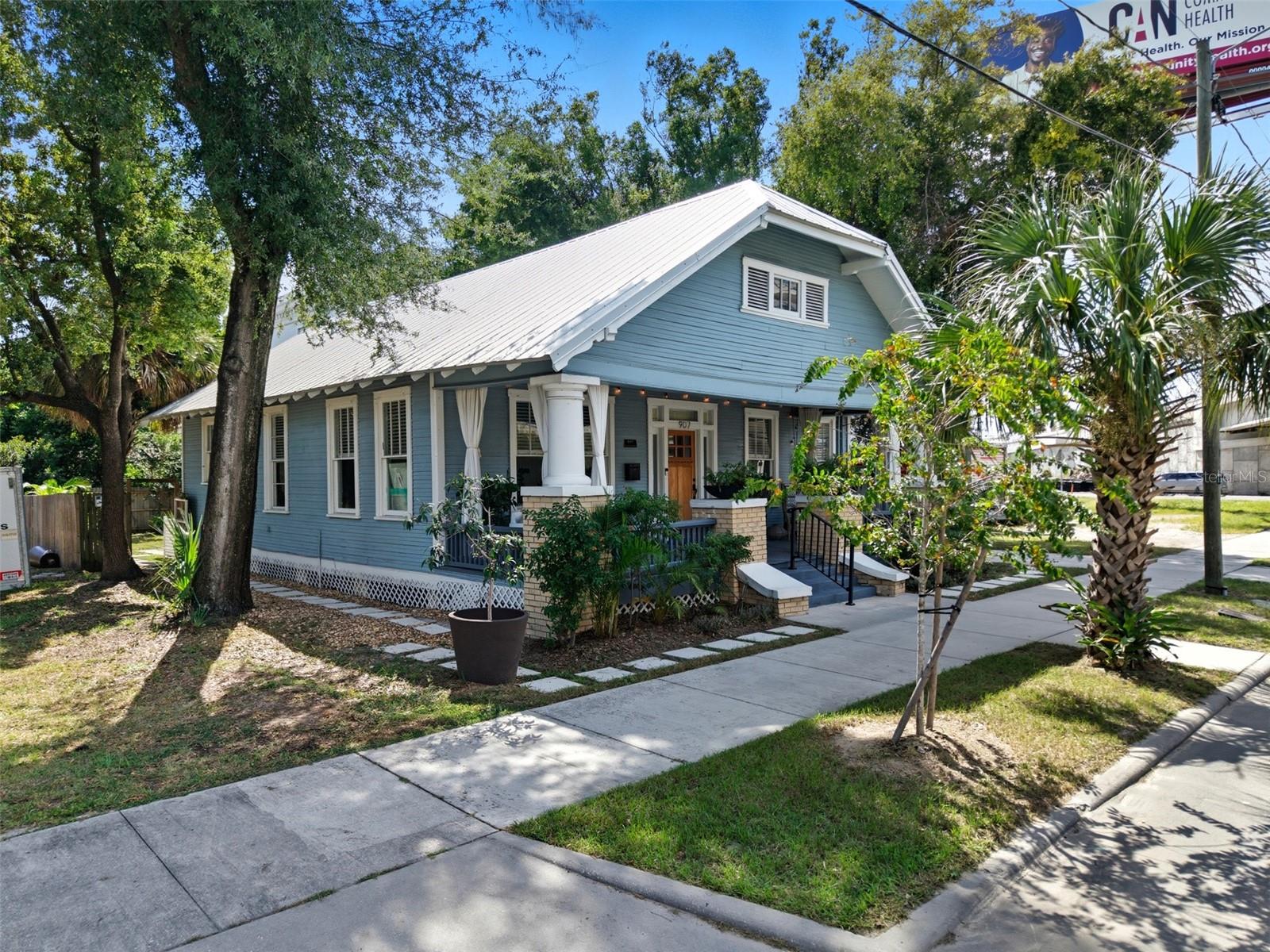 Image 4 of 51 For 907 12th Avenue