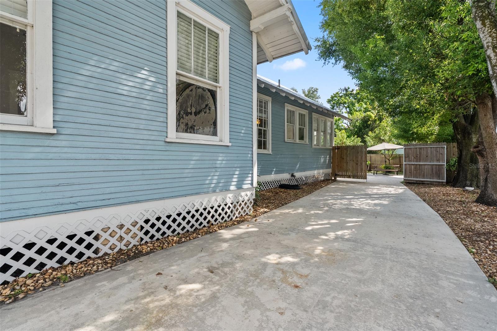 Image 43 of 51 For 907 12th Avenue