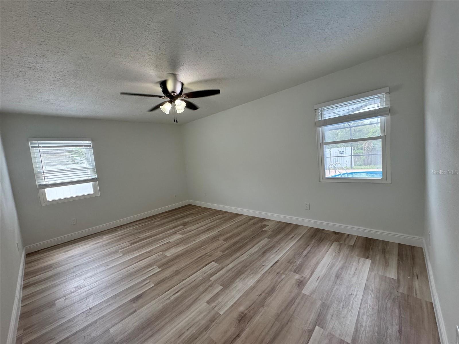 Image 22 of 52 For 7608 Lakeside Boulevard