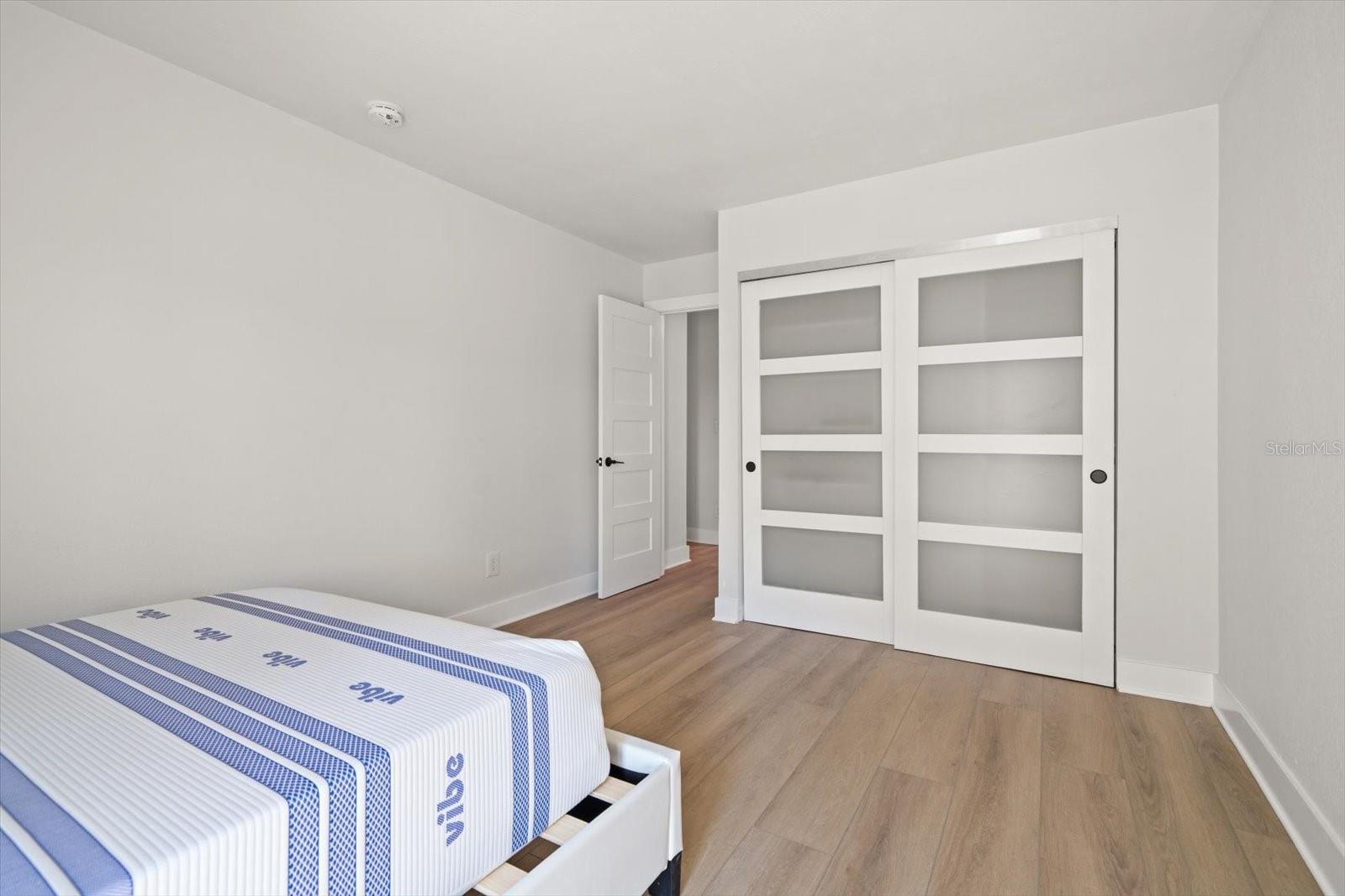 Image 31 of 58 For 855 Bayway Boulevard 105