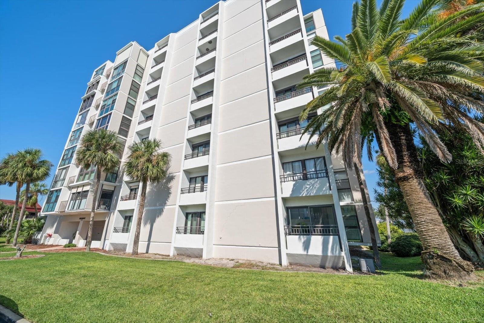 Image 45 of 58 For 855 Bayway Boulevard 105