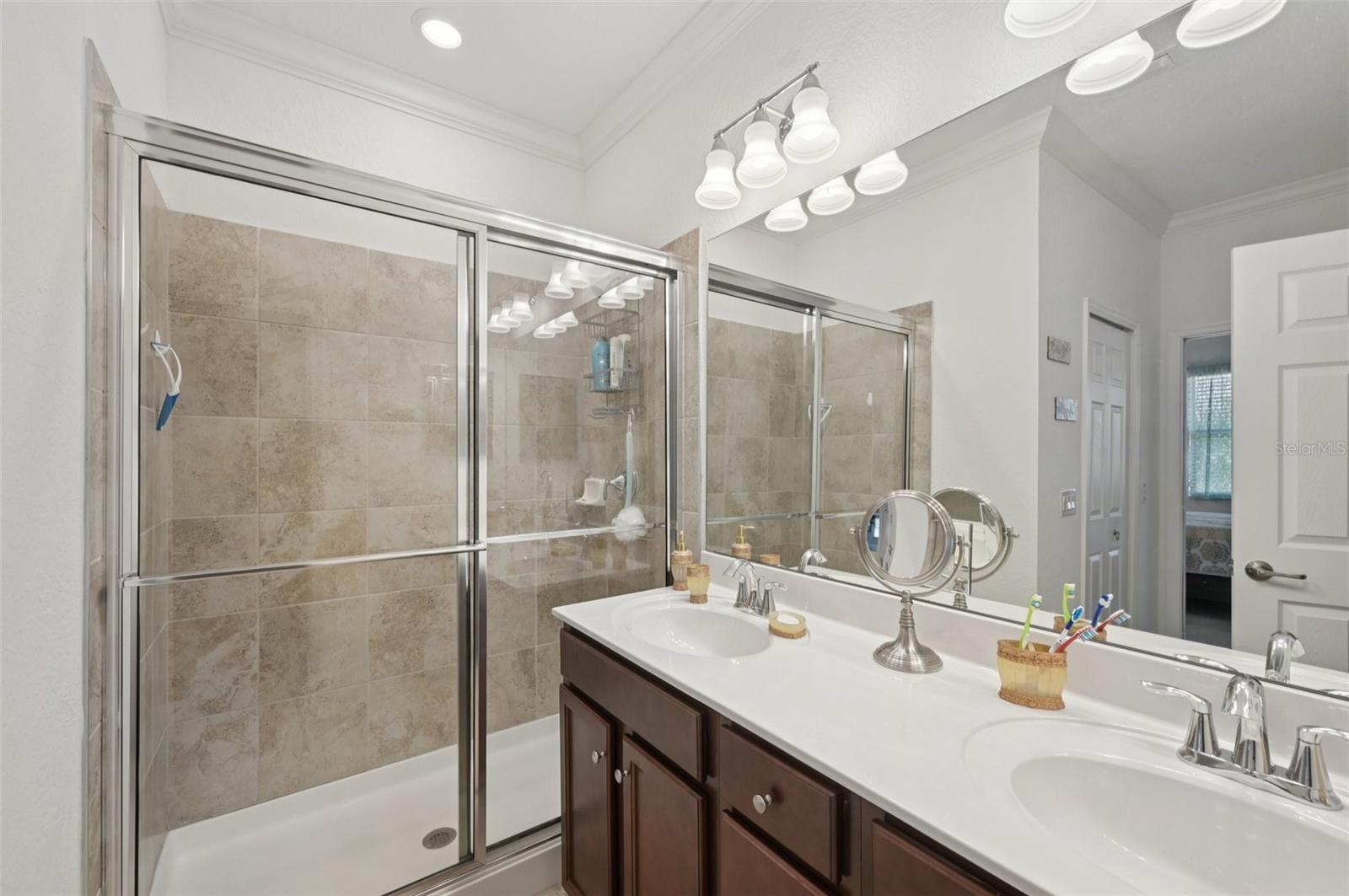 Image 12 of 33 For 20429 Lagente Circle