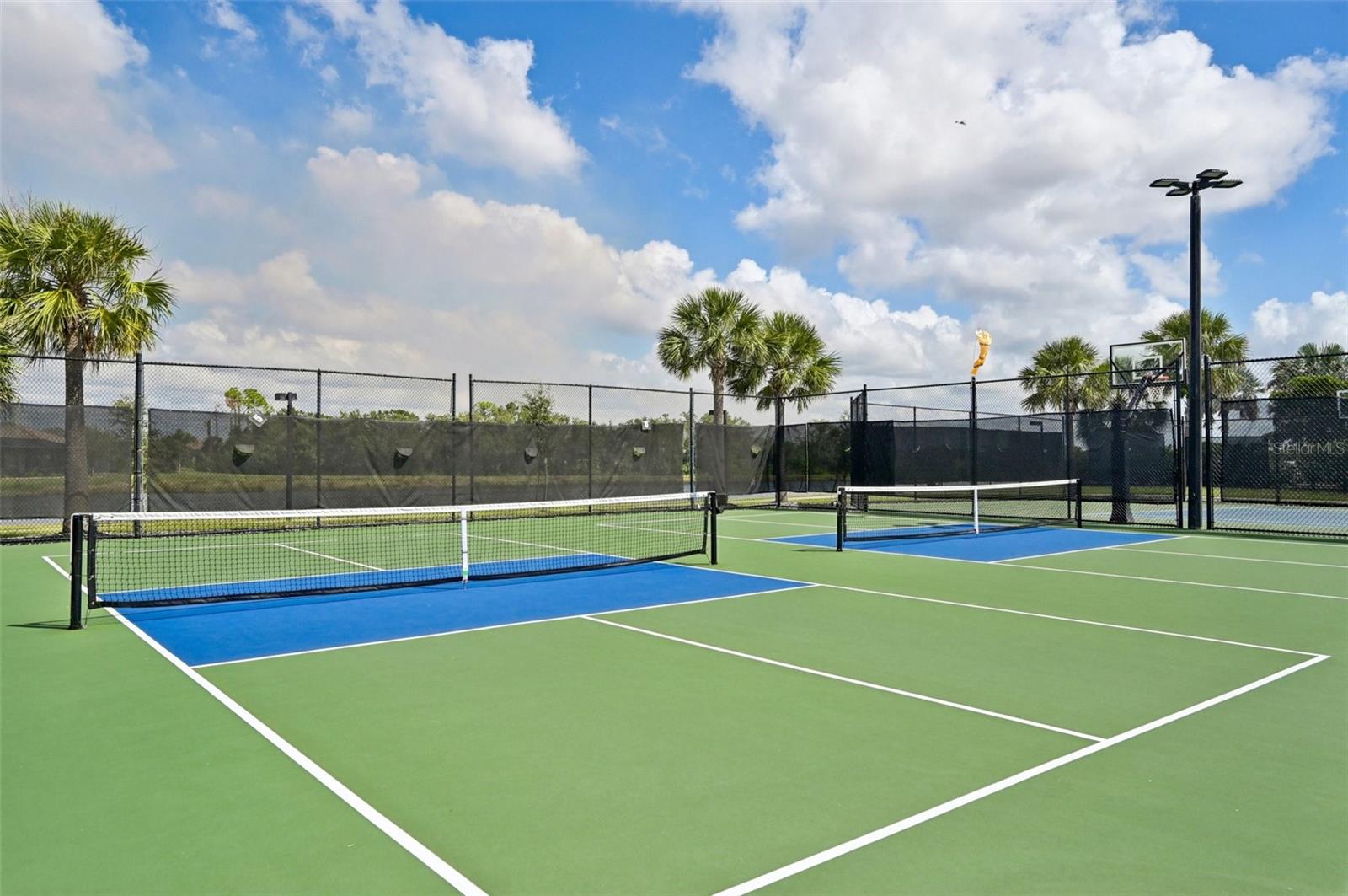 Image 29 of 33 For 20429 Lagente Circle