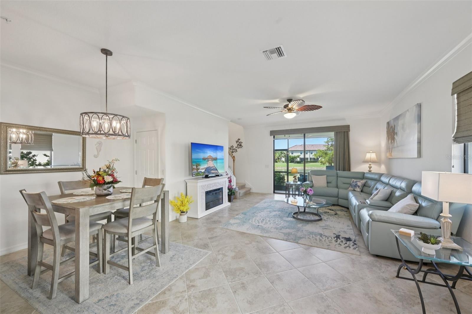 Image 3 of 33 For 20429 Lagente Circle