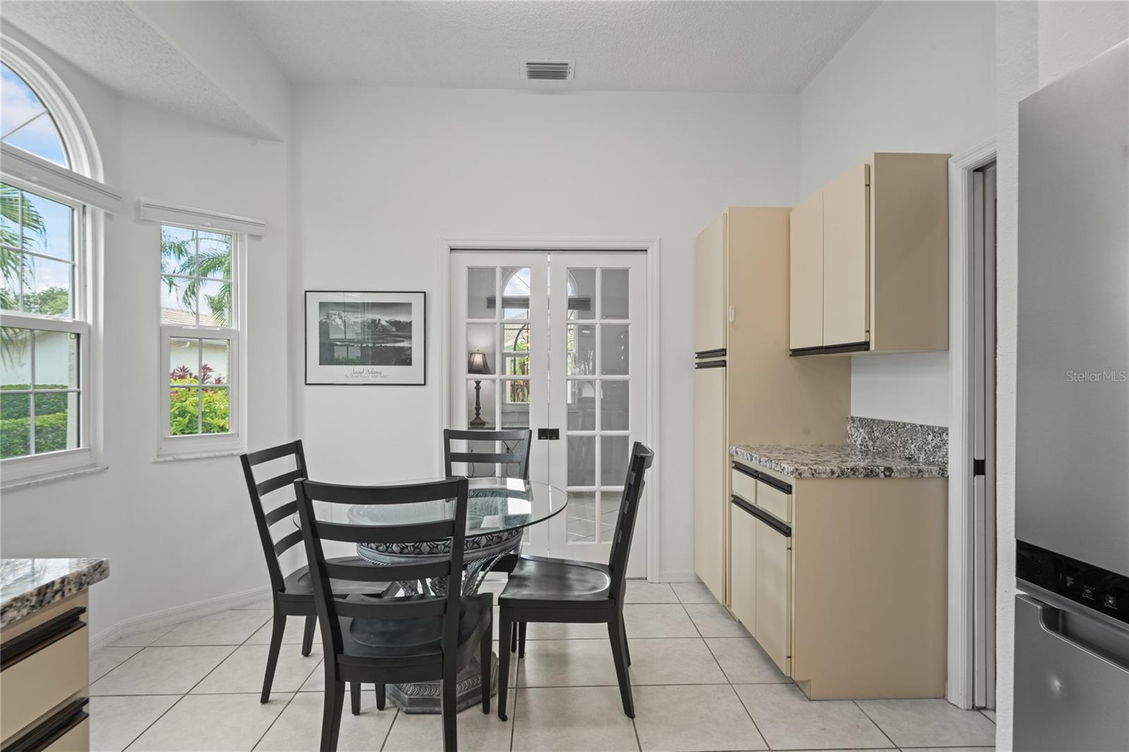Image 19 of 62 For 4523 Long Common Lane 34