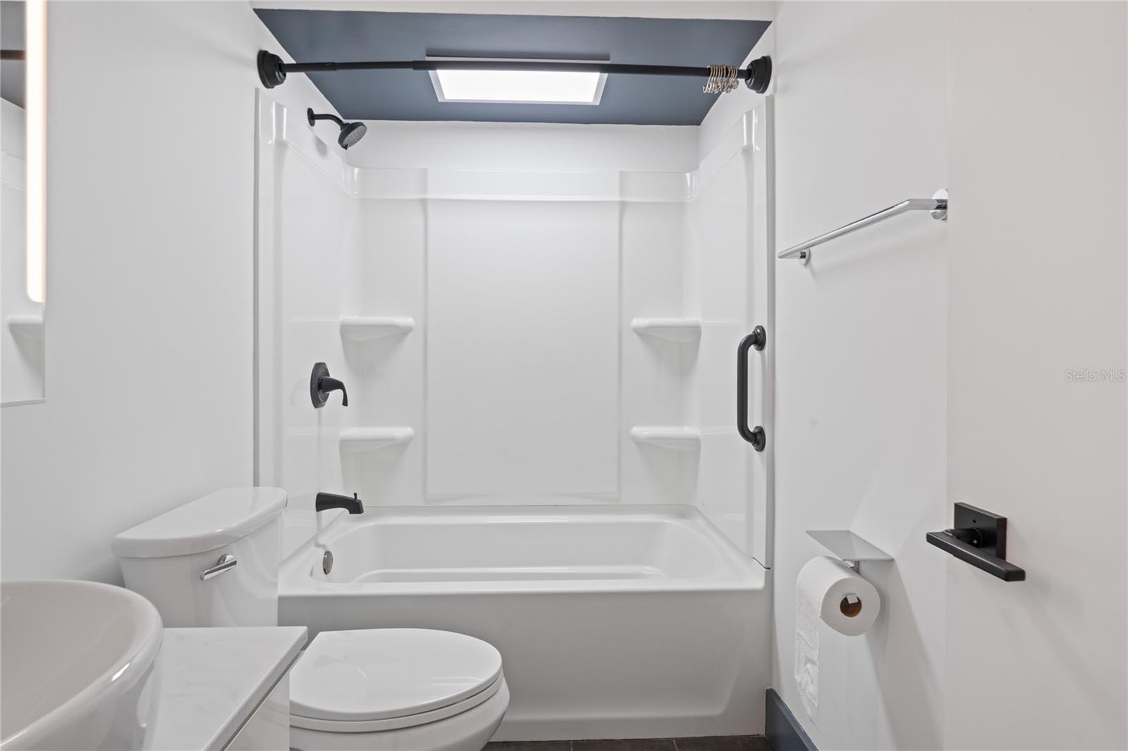 Image 41 of 62 For 4523 Long Common Lane 34