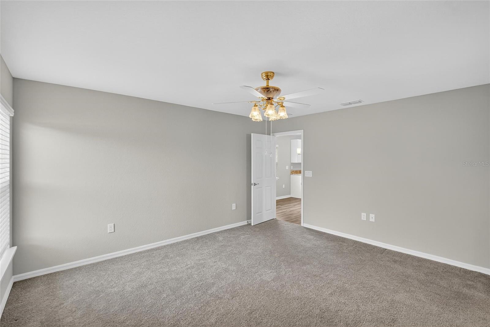 Image 15 of 74 For 1047 Aruba Avenue