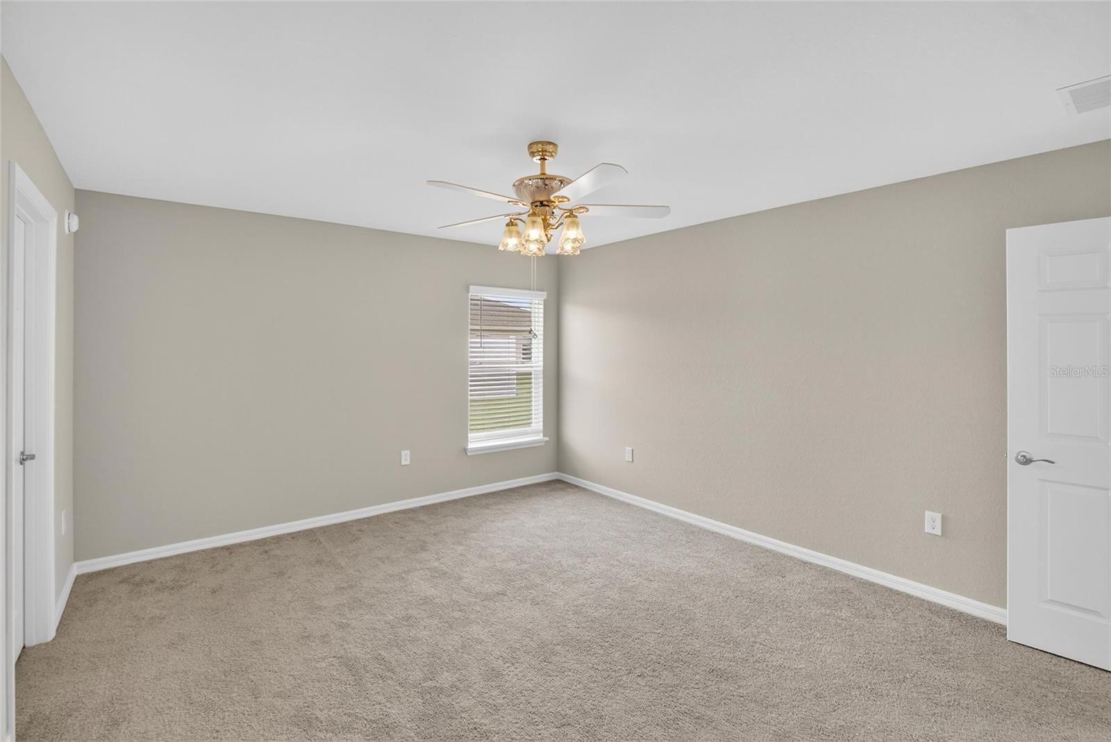 Image 16 of 74 For 1047 Aruba Avenue