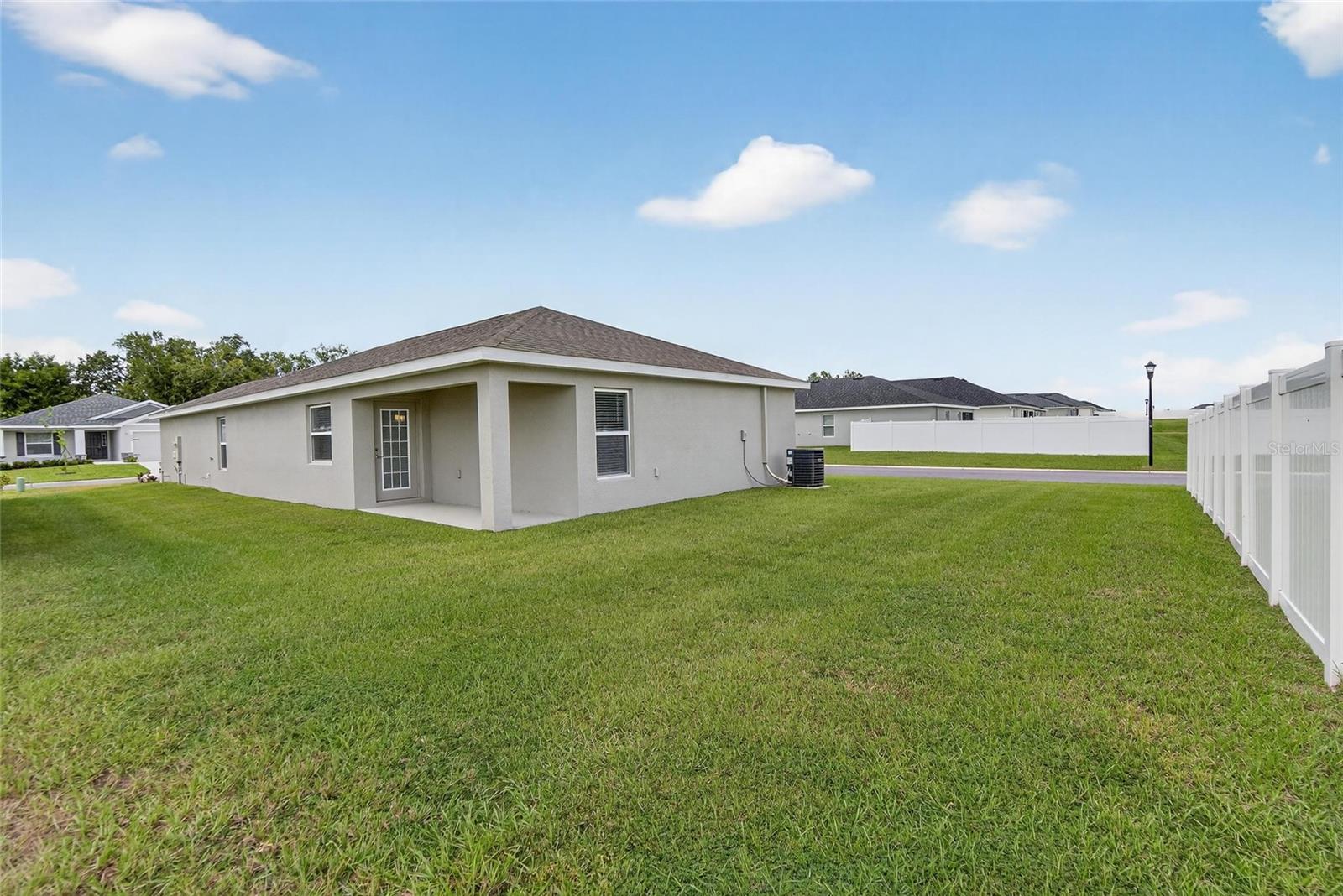 Image 41 of 74 For 1047 Aruba Avenue