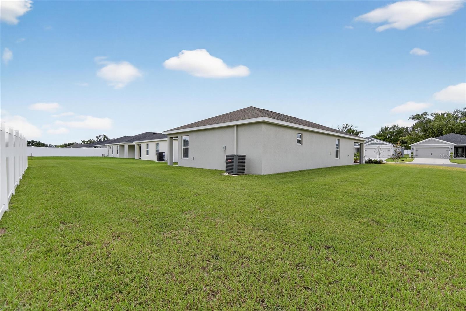 Image 43 of 74 For 1047 Aruba Avenue