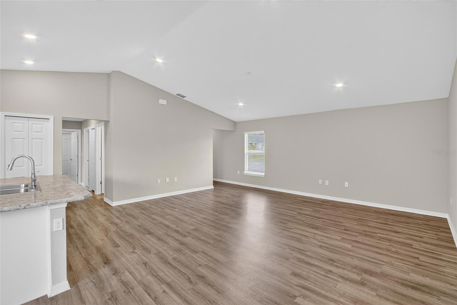 Image 8 of 74 For 1047 Aruba Avenue