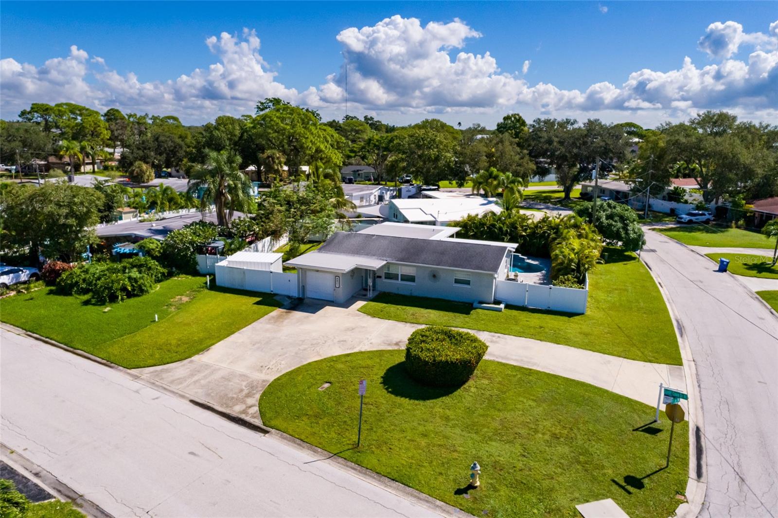 Details for 8801 Sunlit Cove Drive Ne, ST PETERSBURG, FL 33702