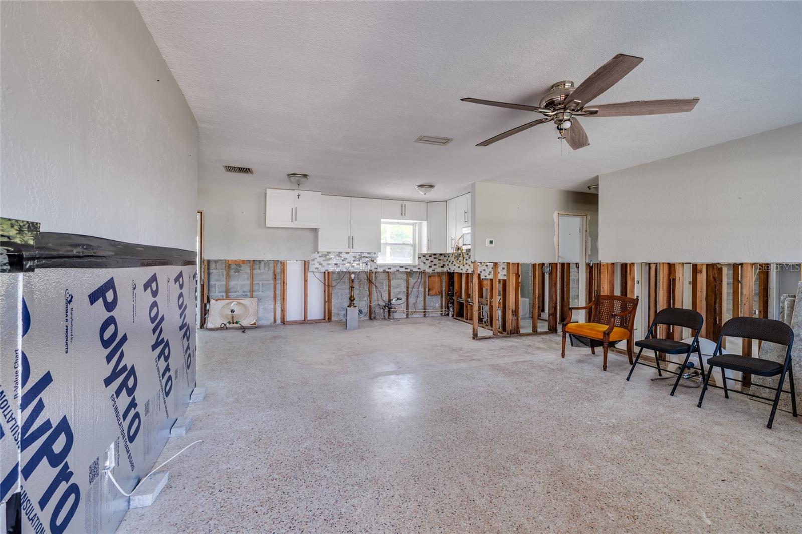 Image 8 of 28 For 8801 Sunlit Cove Drive Ne