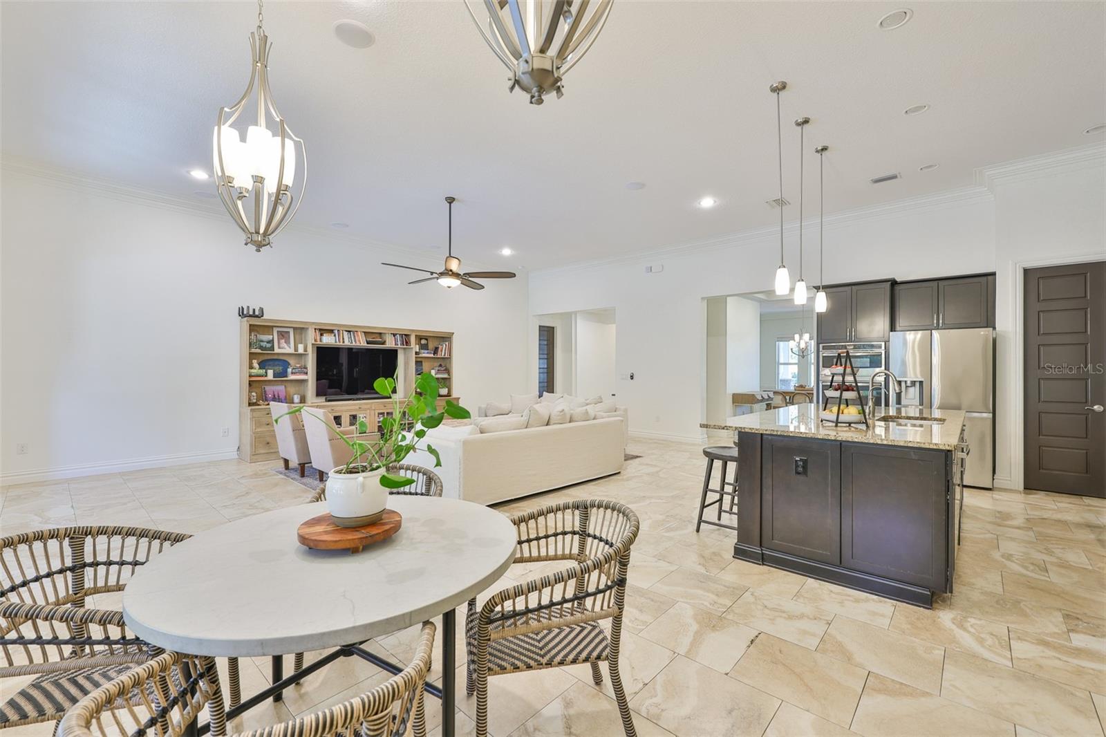 Image 12 of 73 For 15511 Avocetview Court