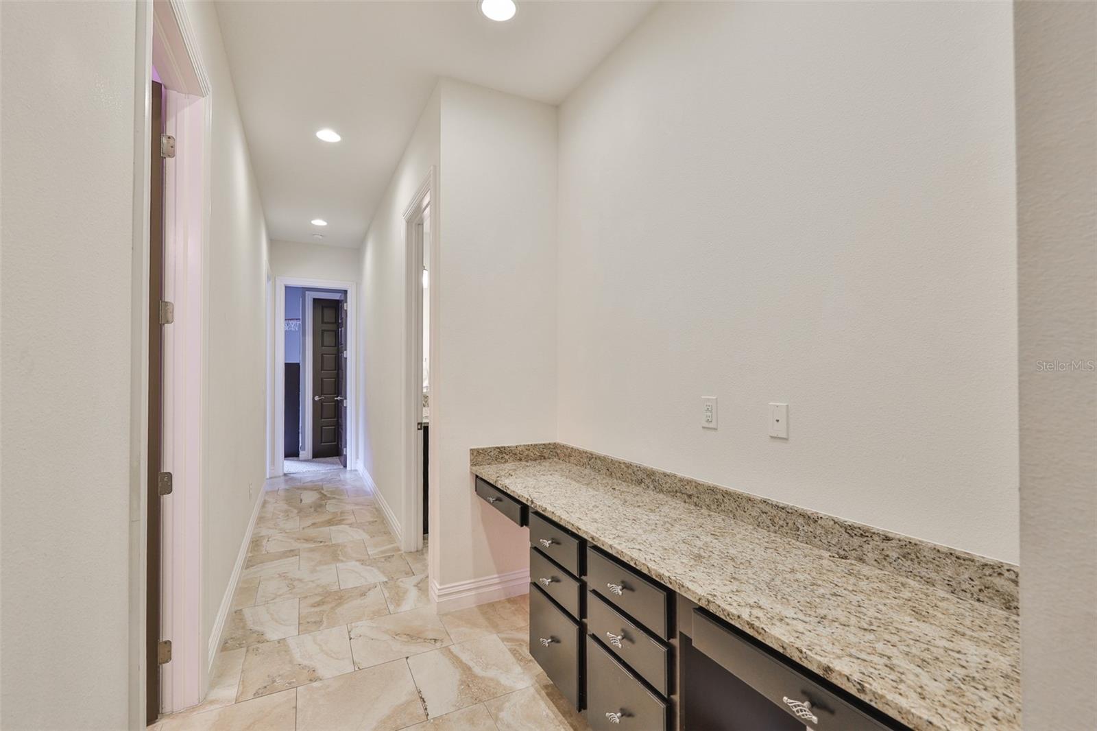 Image 32 of 73 For 15511 Avocetview Court