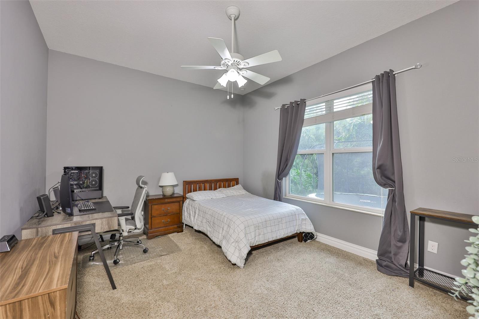 Image 40 of 73 For 15511 Avocetview Court