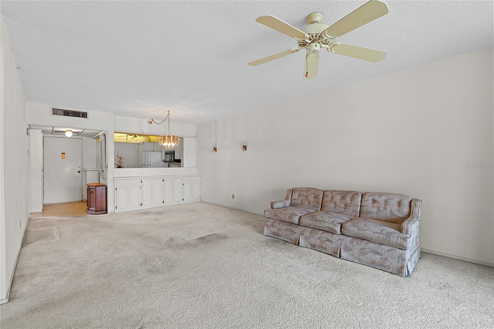 Image 12 of 44 For 12300 Vonn Road 9203