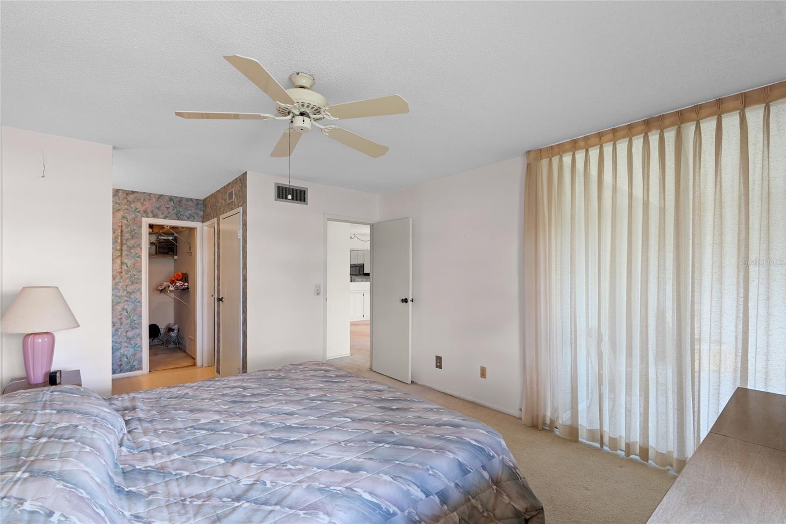 Image 15 of 44 For 12300 Vonn Road 9203