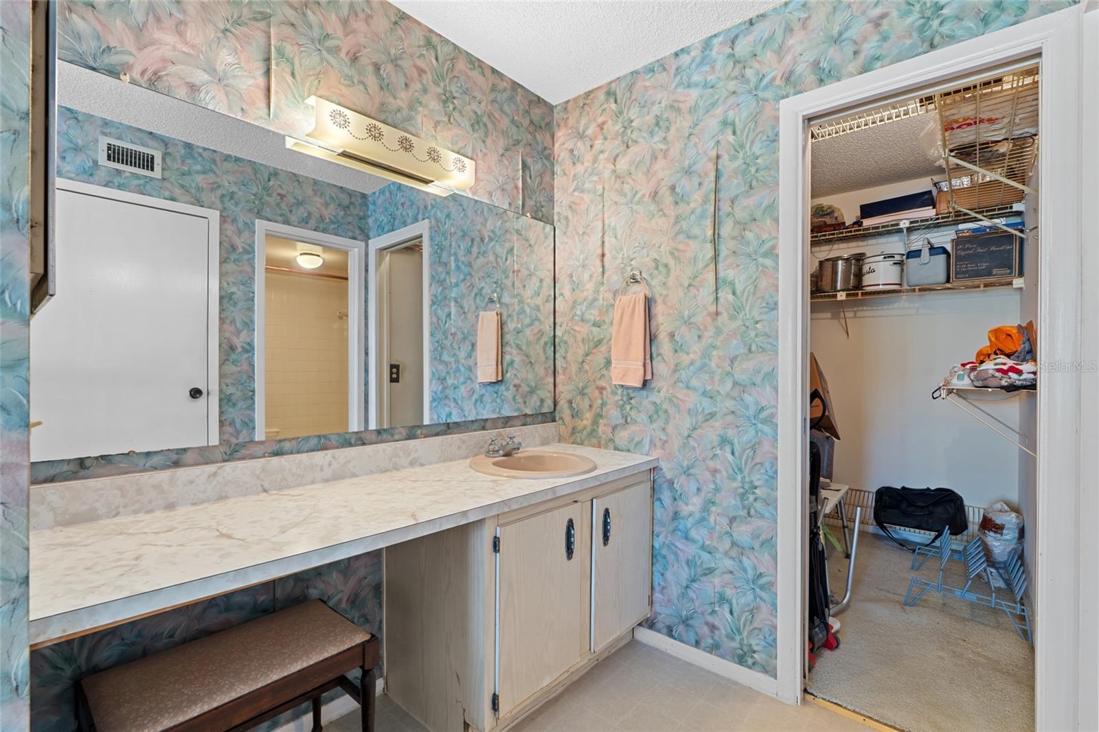 Image 16 of 44 For 12300 Vonn Road 9203