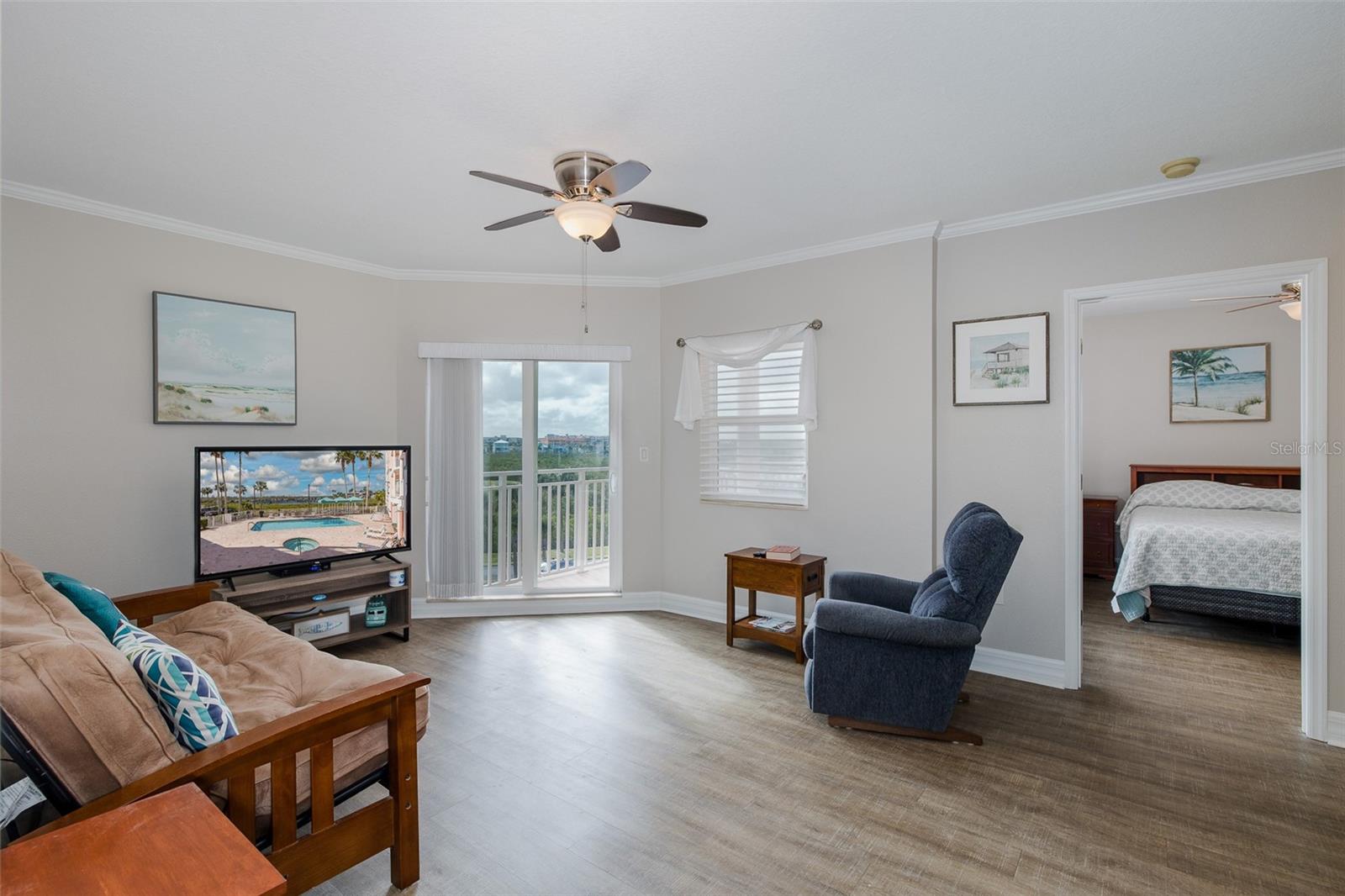 Image 17 of 45 For 4516 Seagull Drive 411
