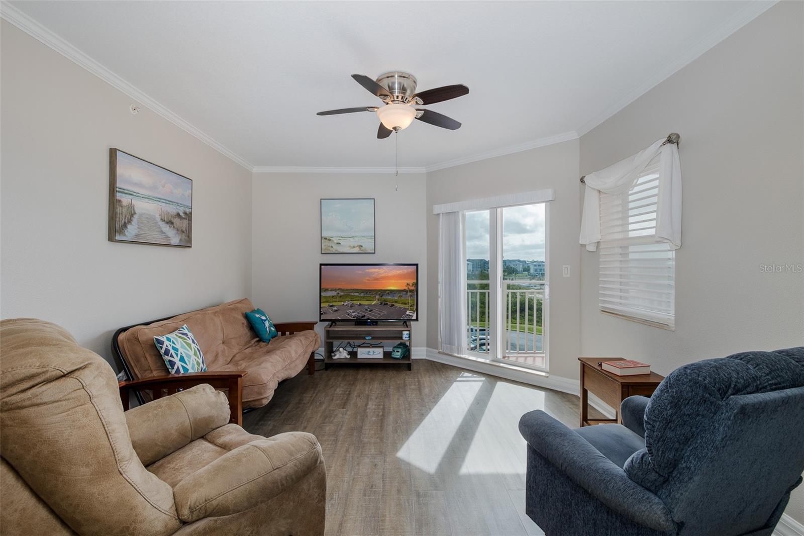 Image 18 of 45 For 4516 Seagull Drive 411