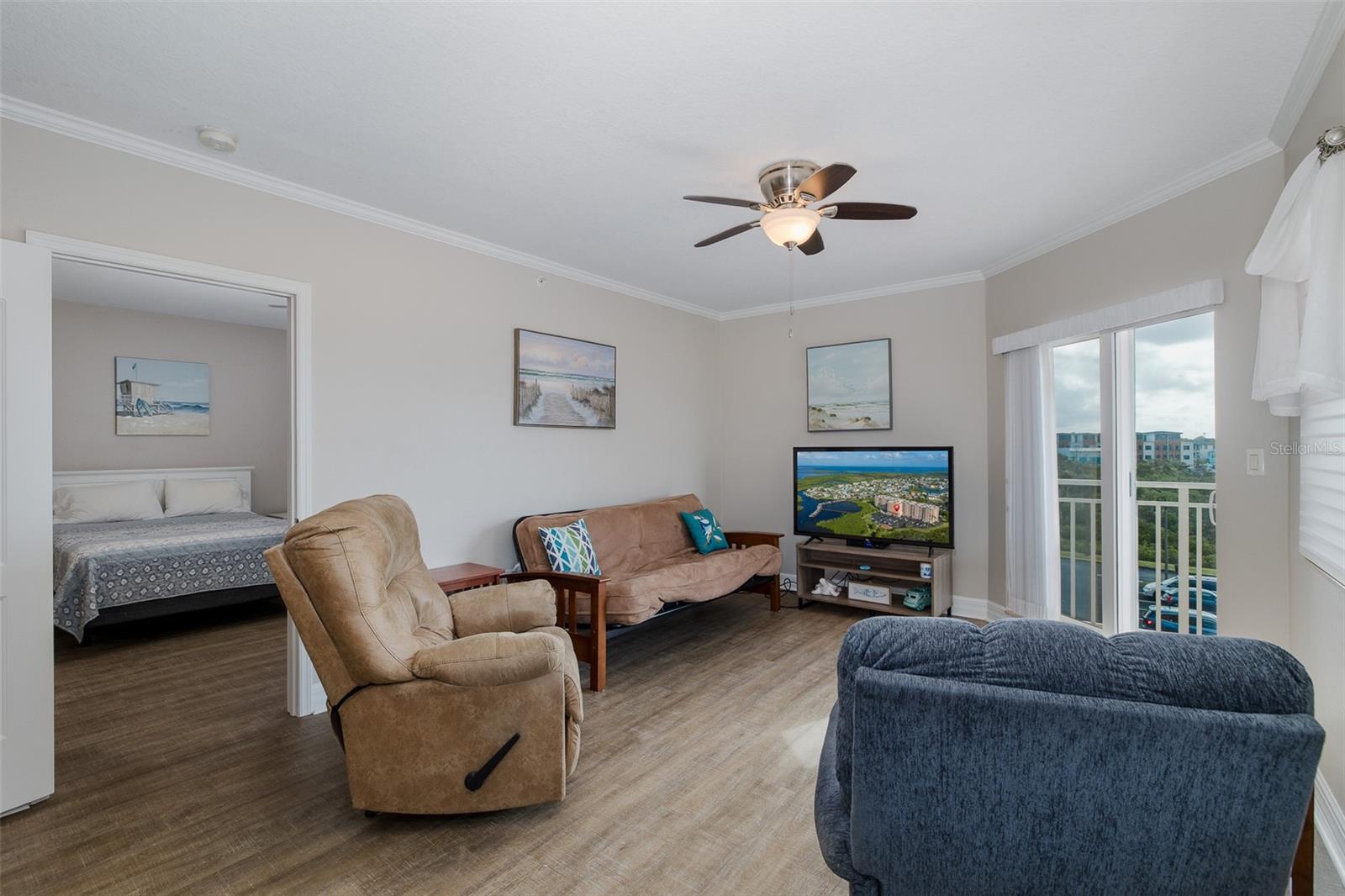 Image 19 of 45 For 4516 Seagull Drive 411