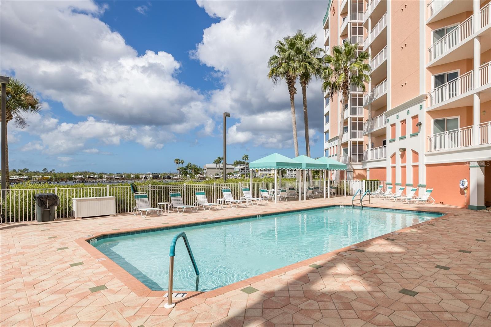 Image 31 of 45 For 4516 Seagull Drive 411