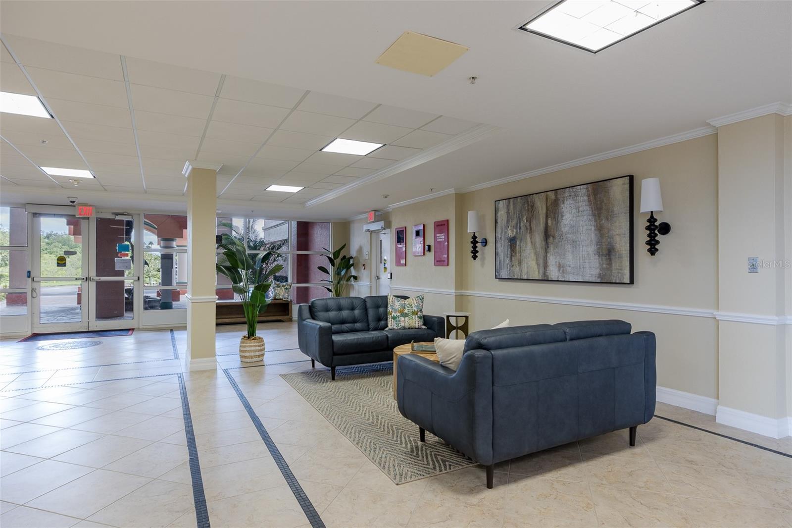 Image 8 of 45 For 4516 Seagull Drive 411