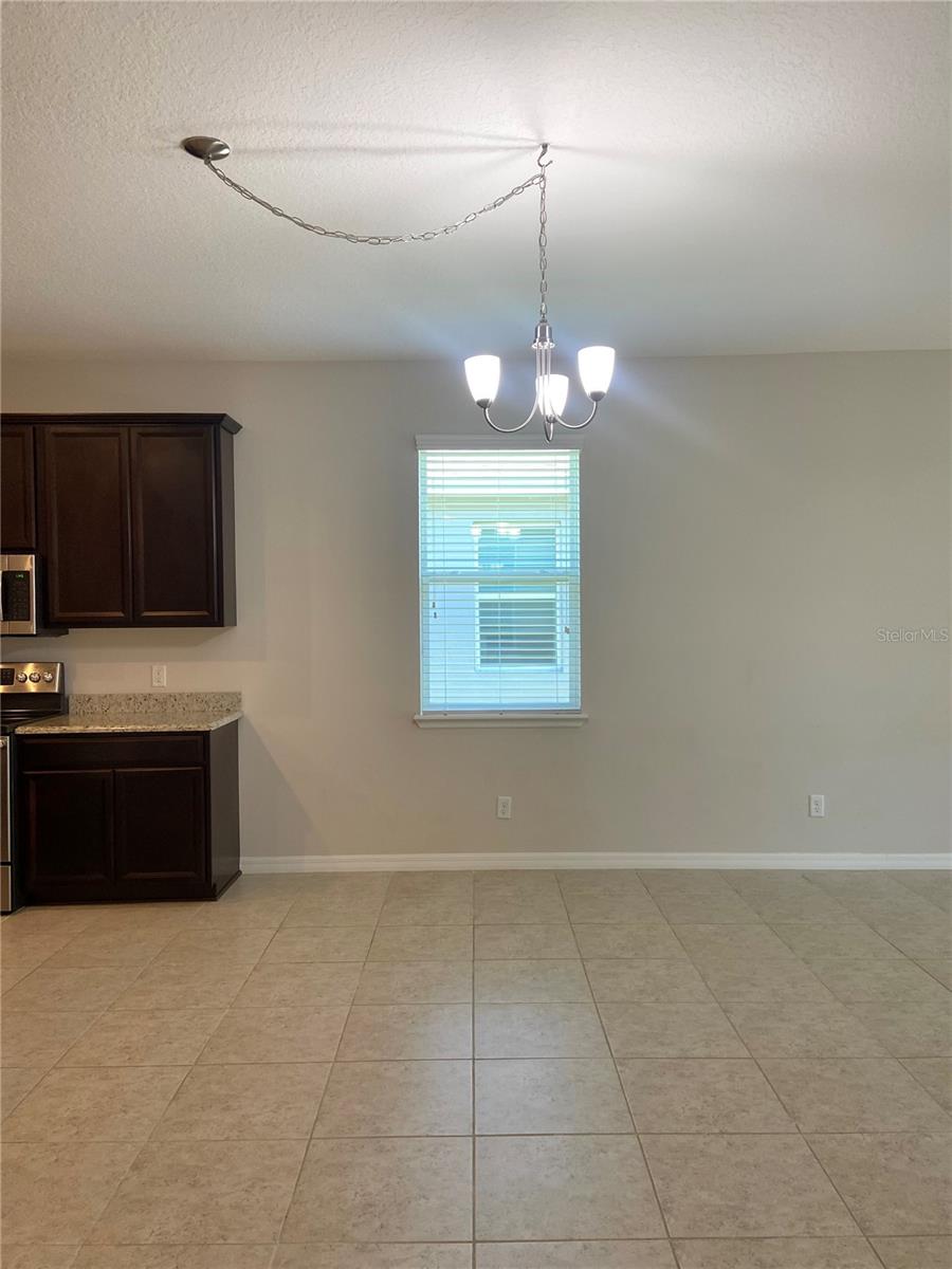 Image 9 of 38 For 32652 Coldwater Creek Loop