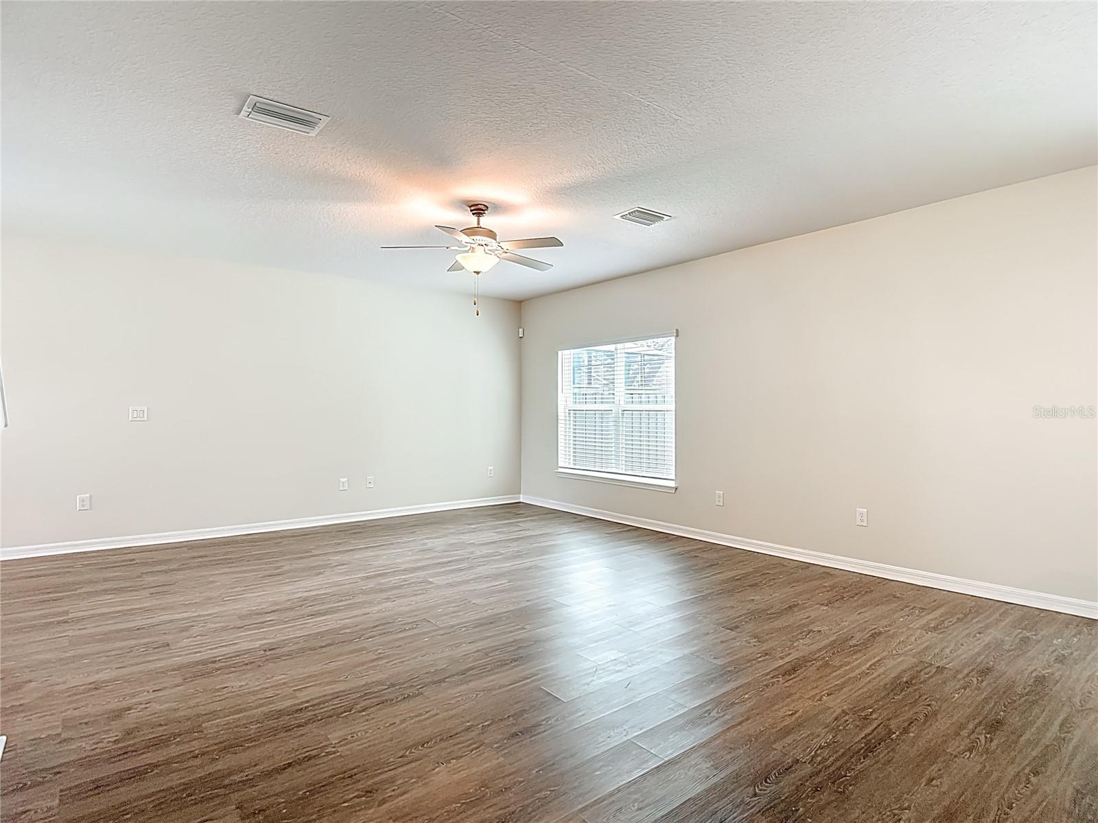 Image 12 of 66 For 3103 Cayuga Street