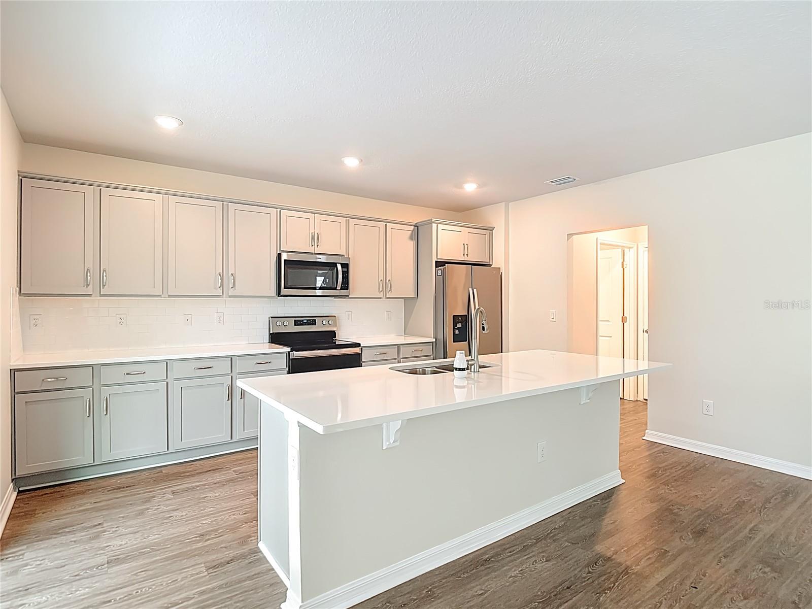 Image 14 of 66 For 3103 Cayuga Street