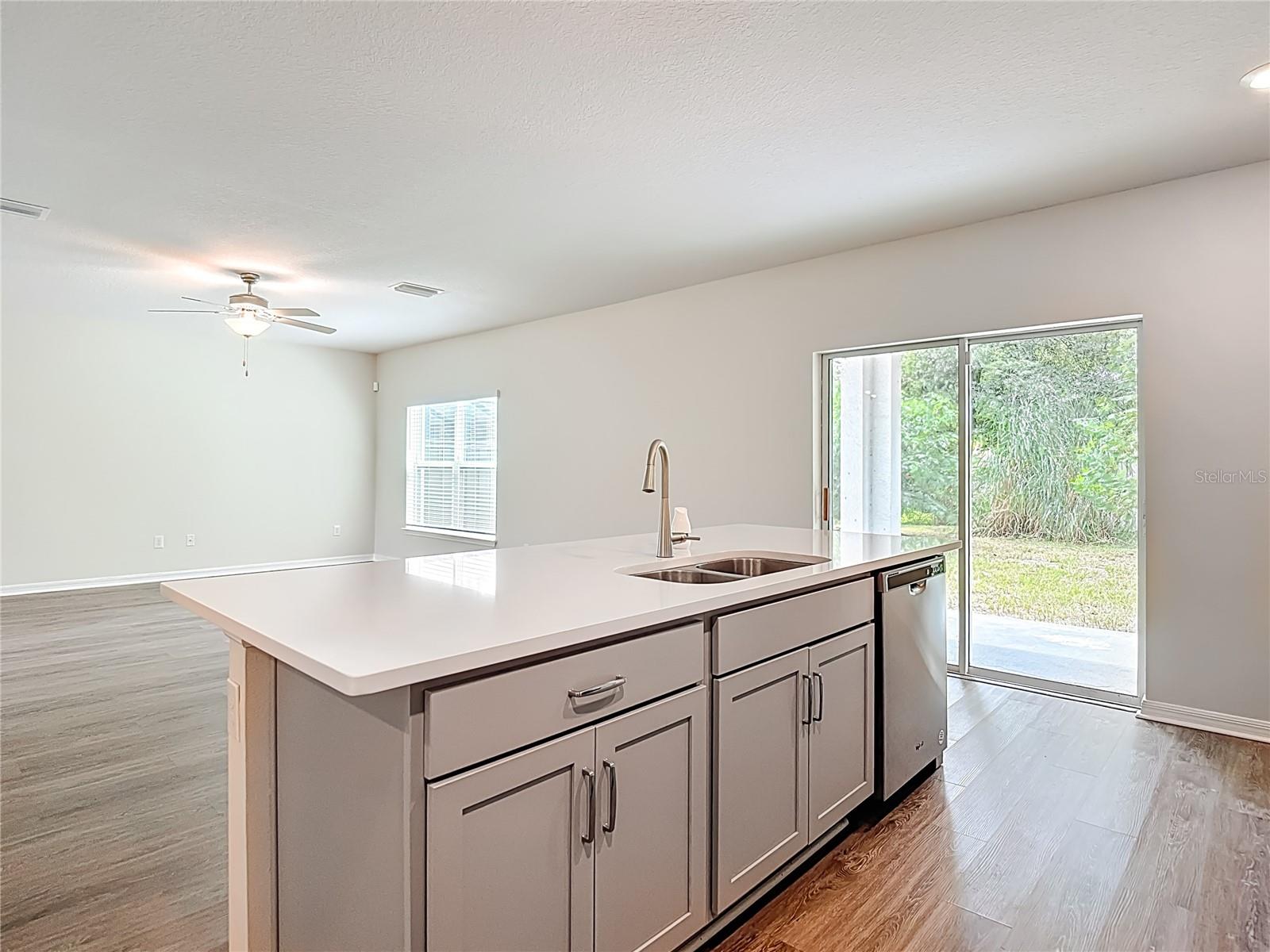 Image 18 of 66 For 3103 Cayuga Street