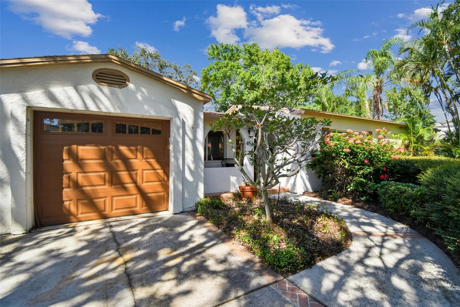 Image 11 of 73 For 456 Rafael Boulevard Ne
